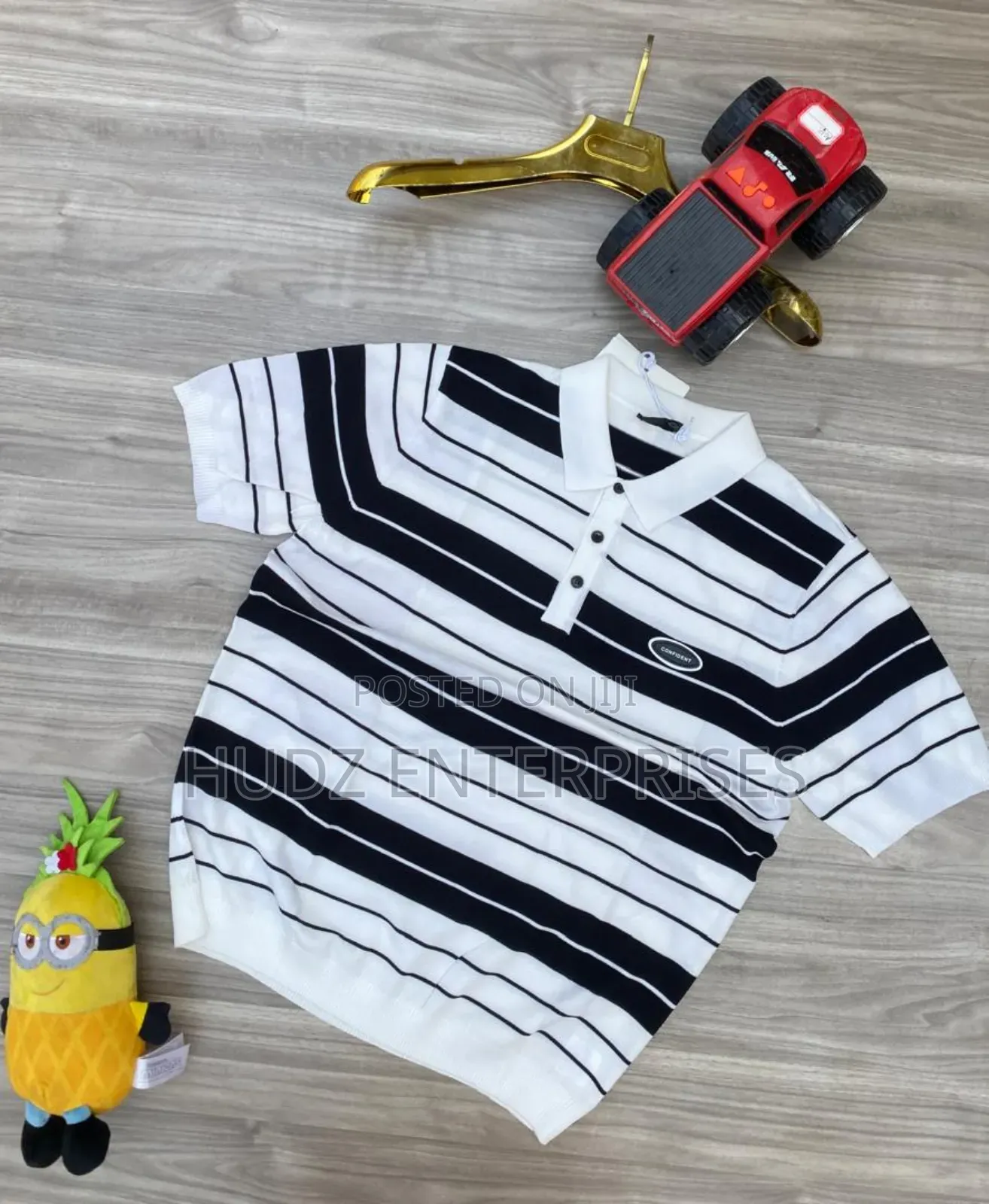 White With Big Strips Collar T-Shirt