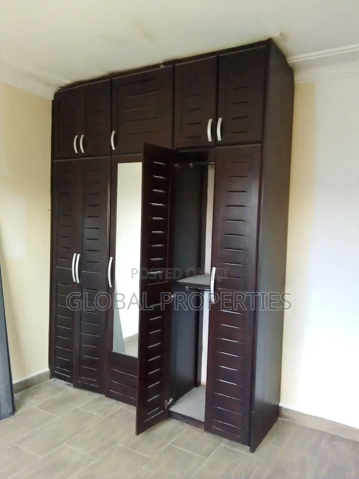 2bdrm Bungalow in Bweyogerere Buuto Rd, Central Division for rent