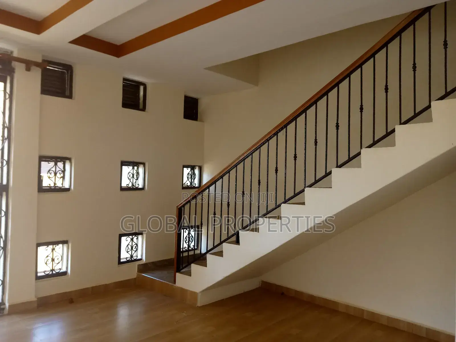 3bdrm Duplex in Najjera Buwate Rd, Central Division for rent