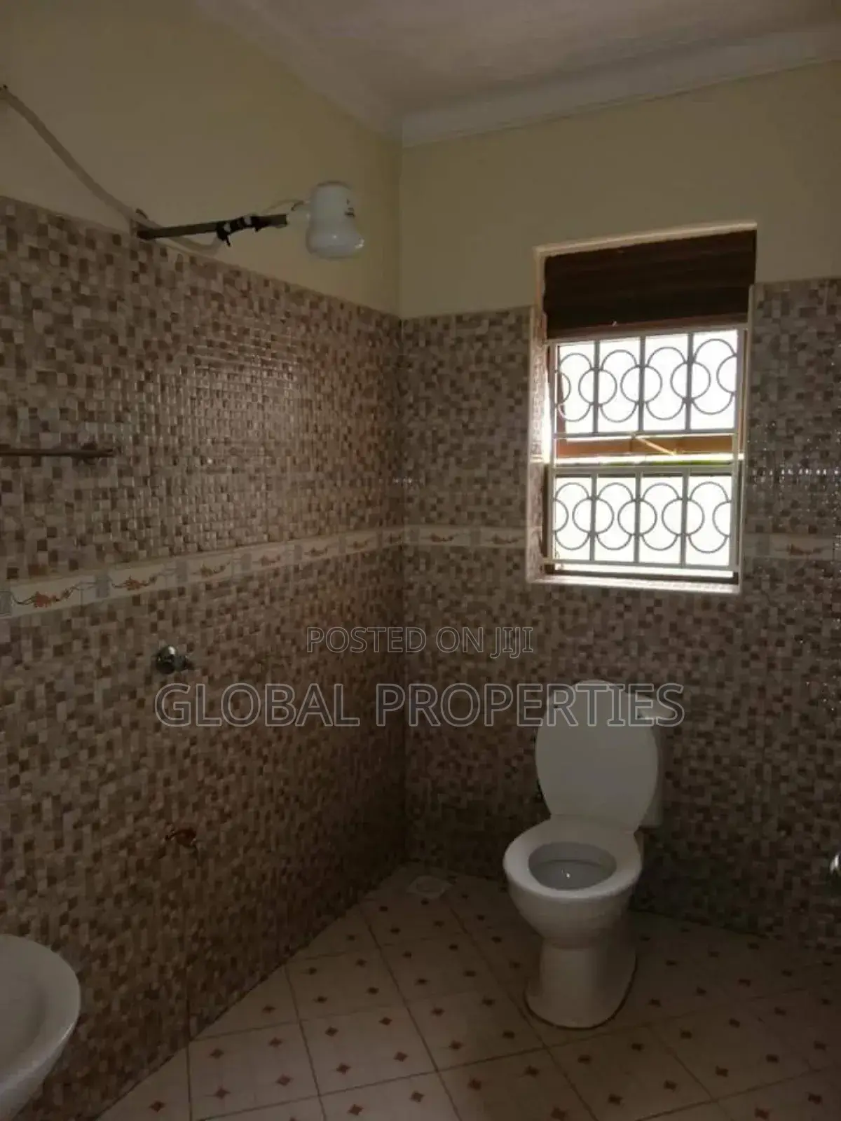 3bdrm Duplex in Najjera Buwate Rd, Central Division for rent