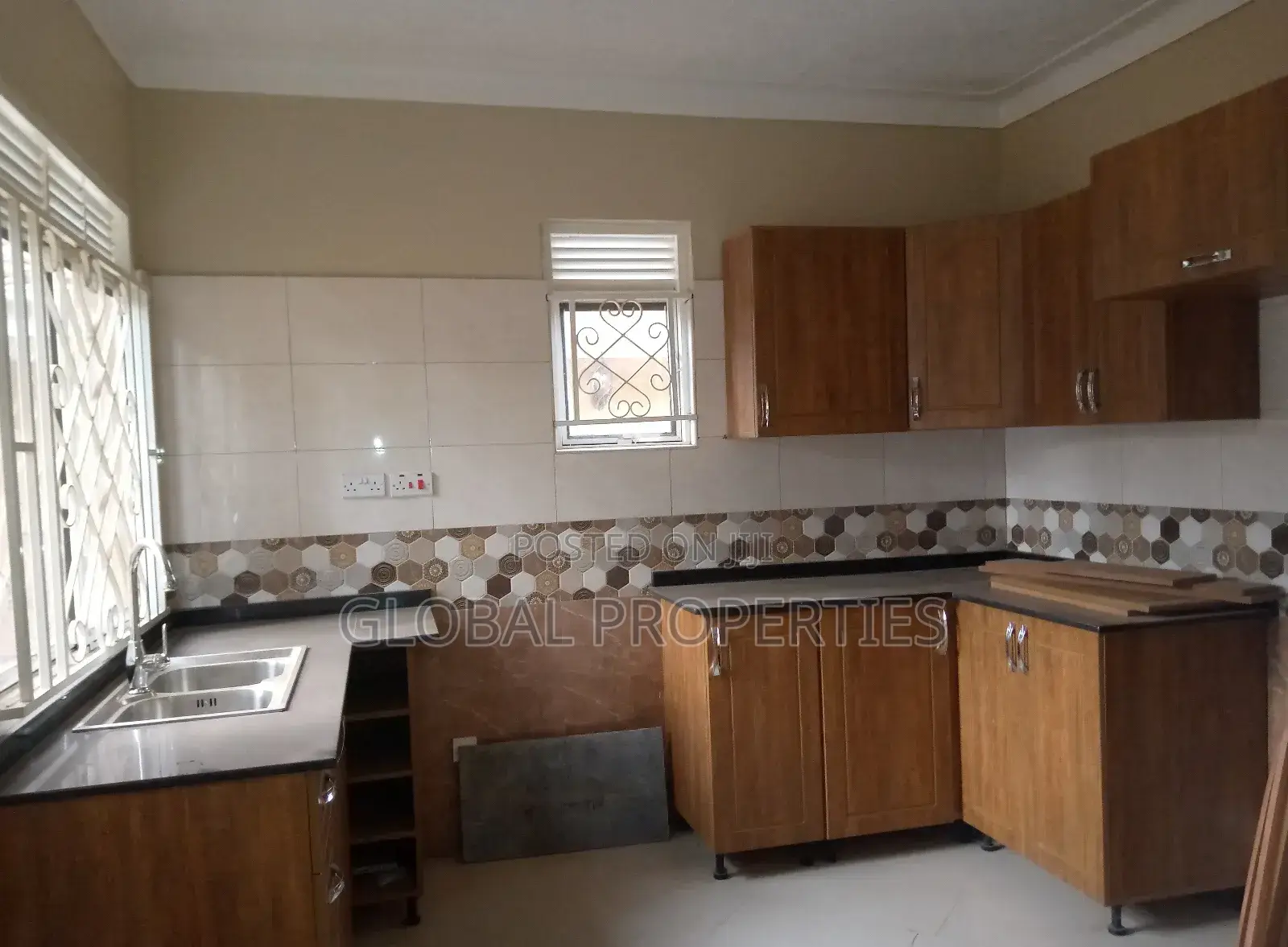 2bdrm Apartment in Naalya Estate, Central Division for rent