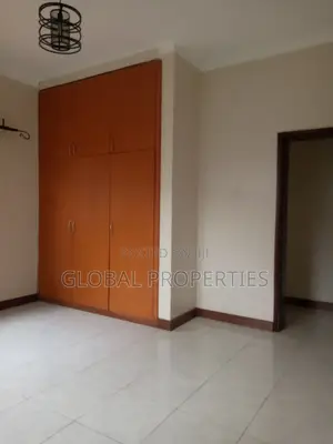 2bdrm Bungalow in Nsawo Estate, Central Division for rent