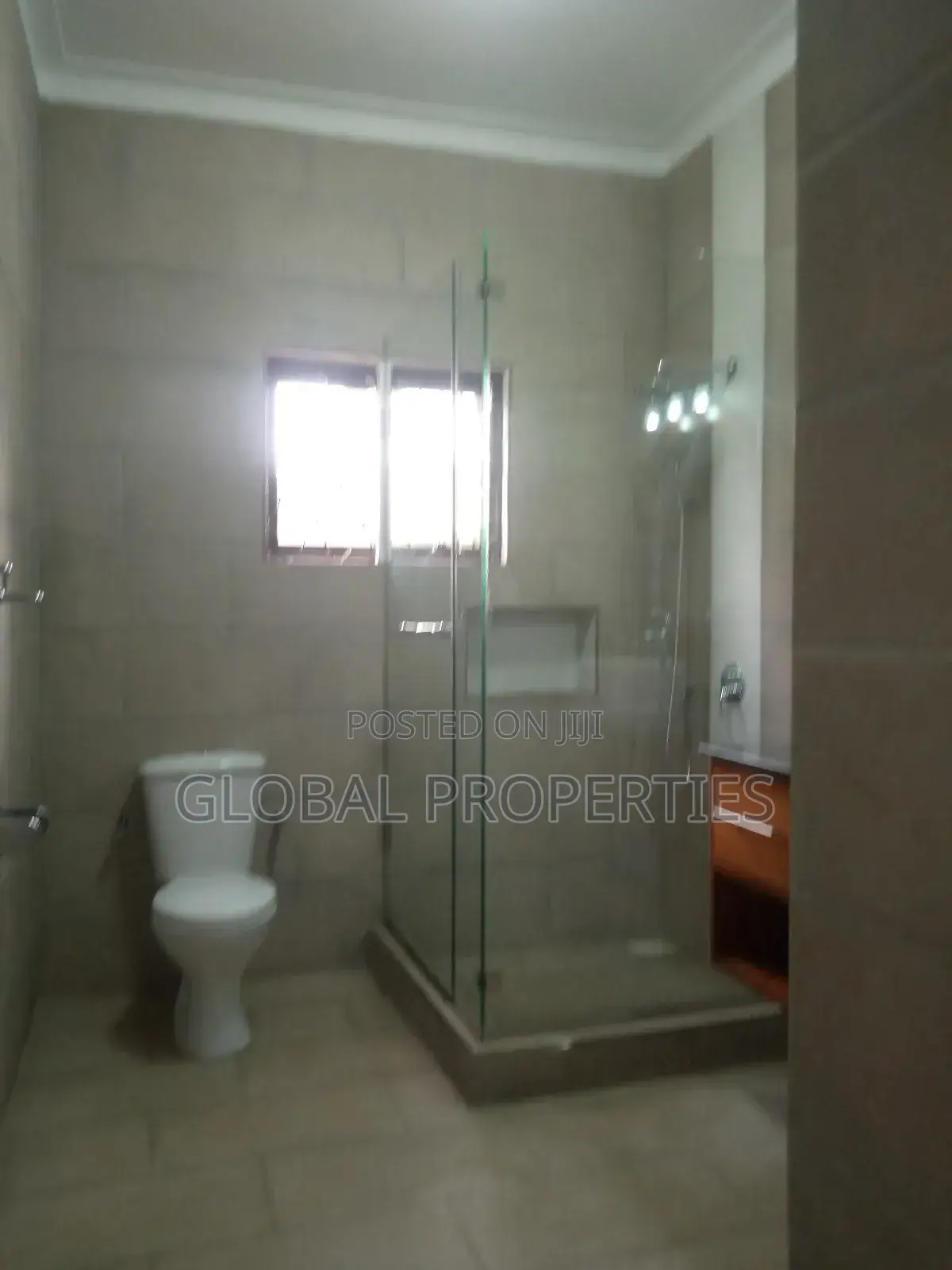 2bdrm Bungalow in Nsawo Estate, Central Division for rent