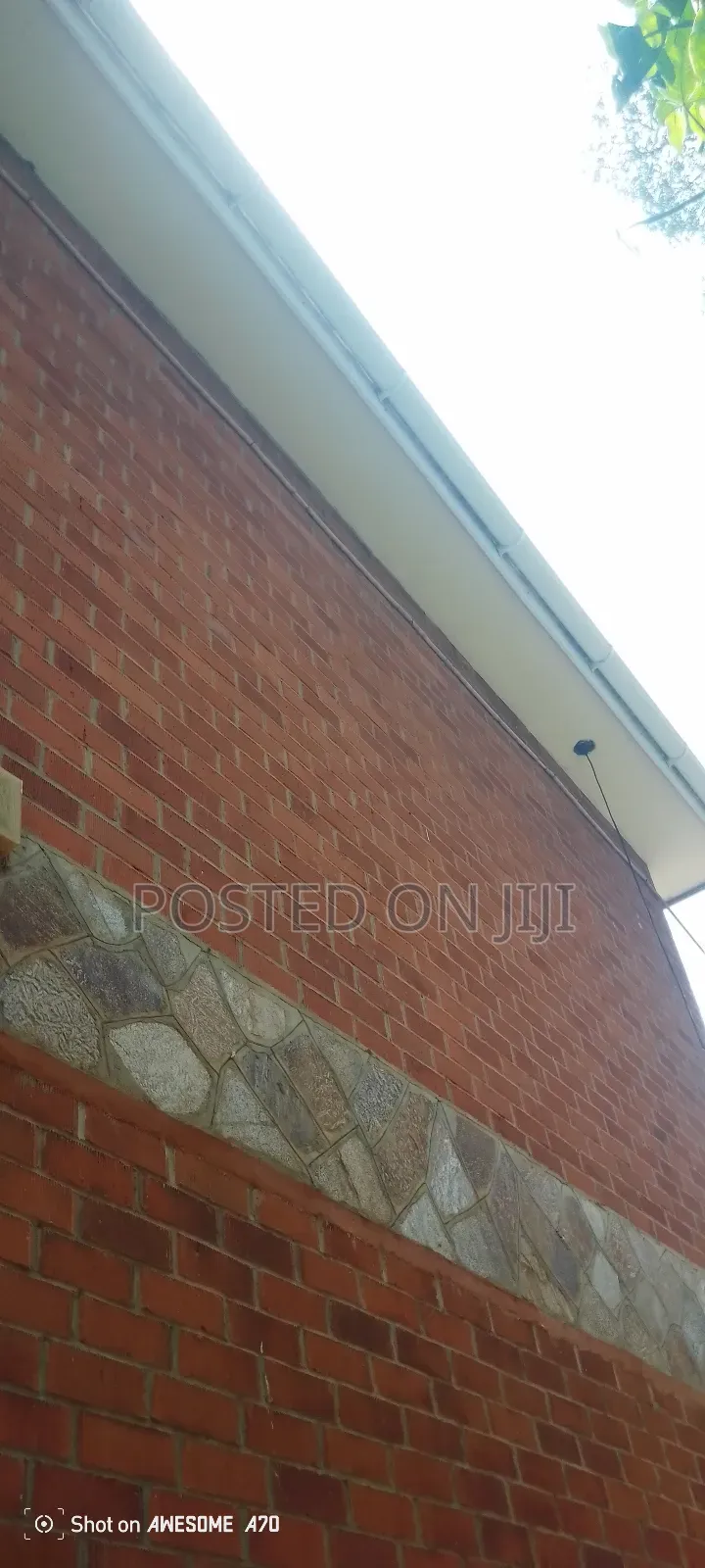 Water Gutter Cleaning Services