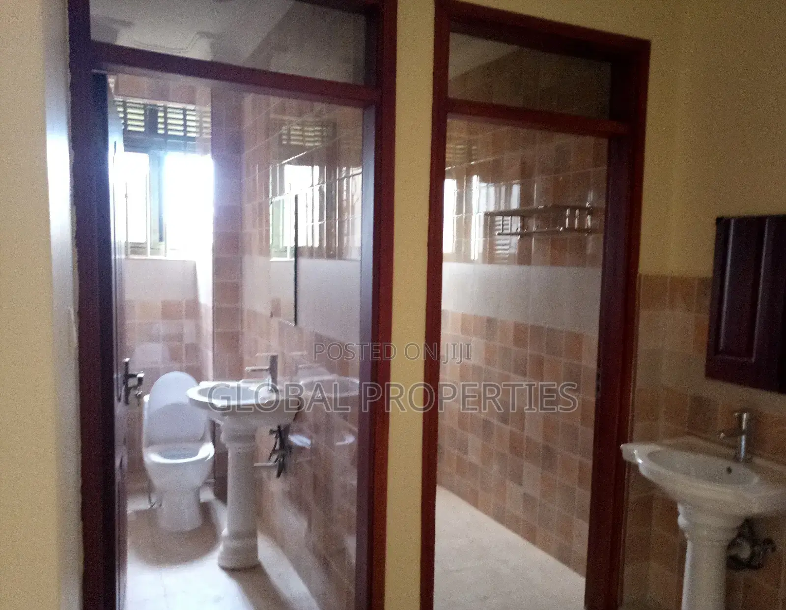 2bdrm Apartment in Naalya Estate, Central Division for rent