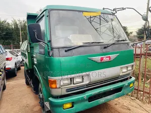 Hino Ranger Double Lights