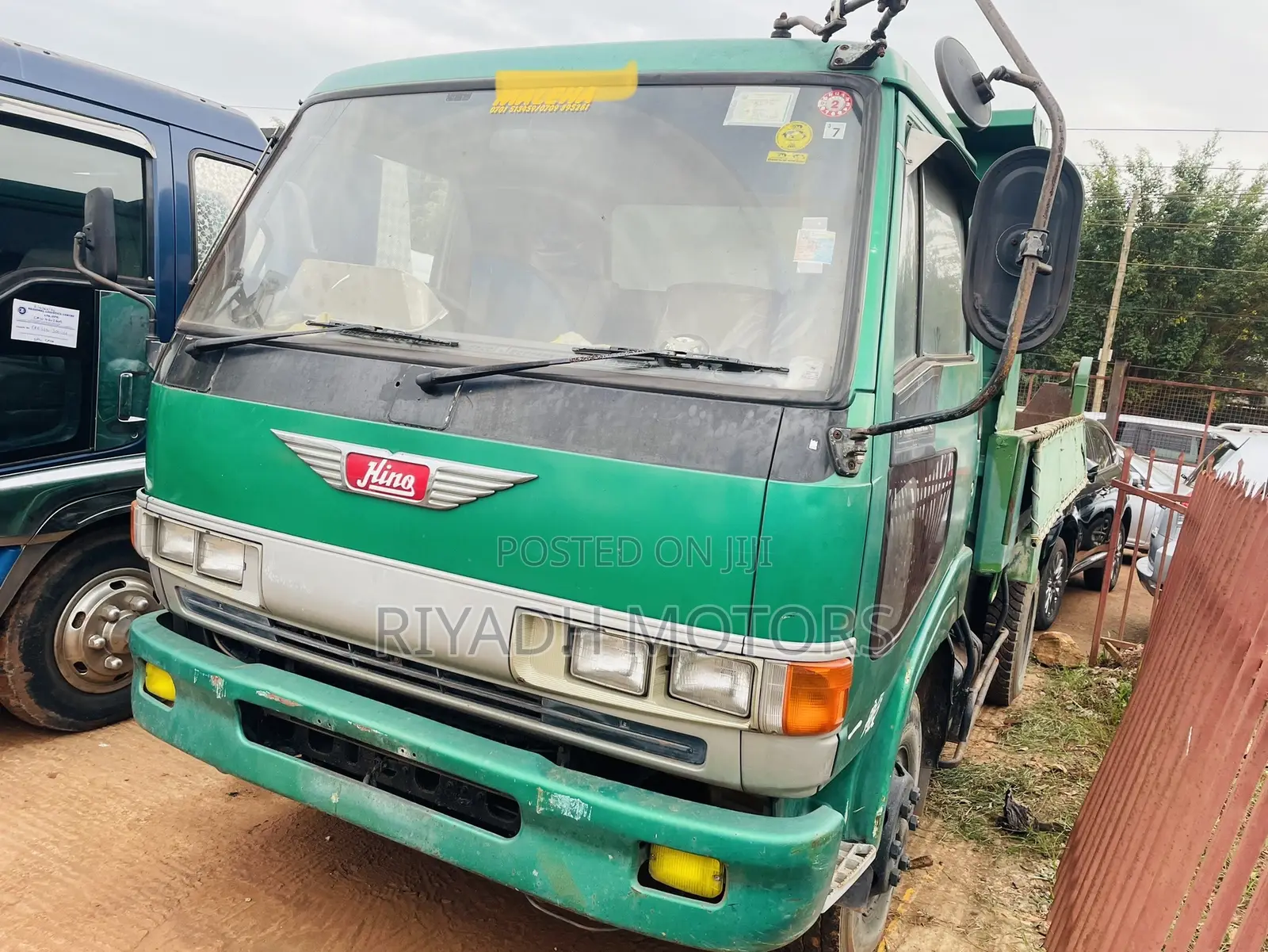 Hino Ranger Double Lights