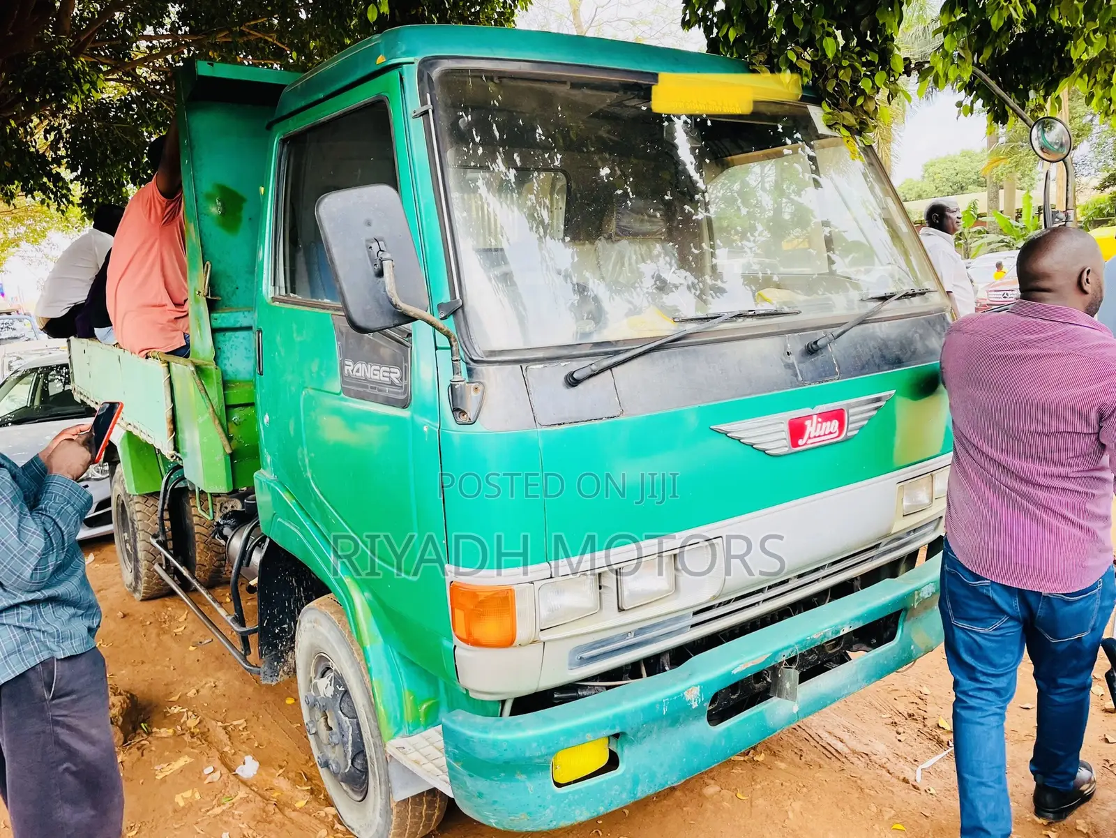 Hino Ranger Double Lights