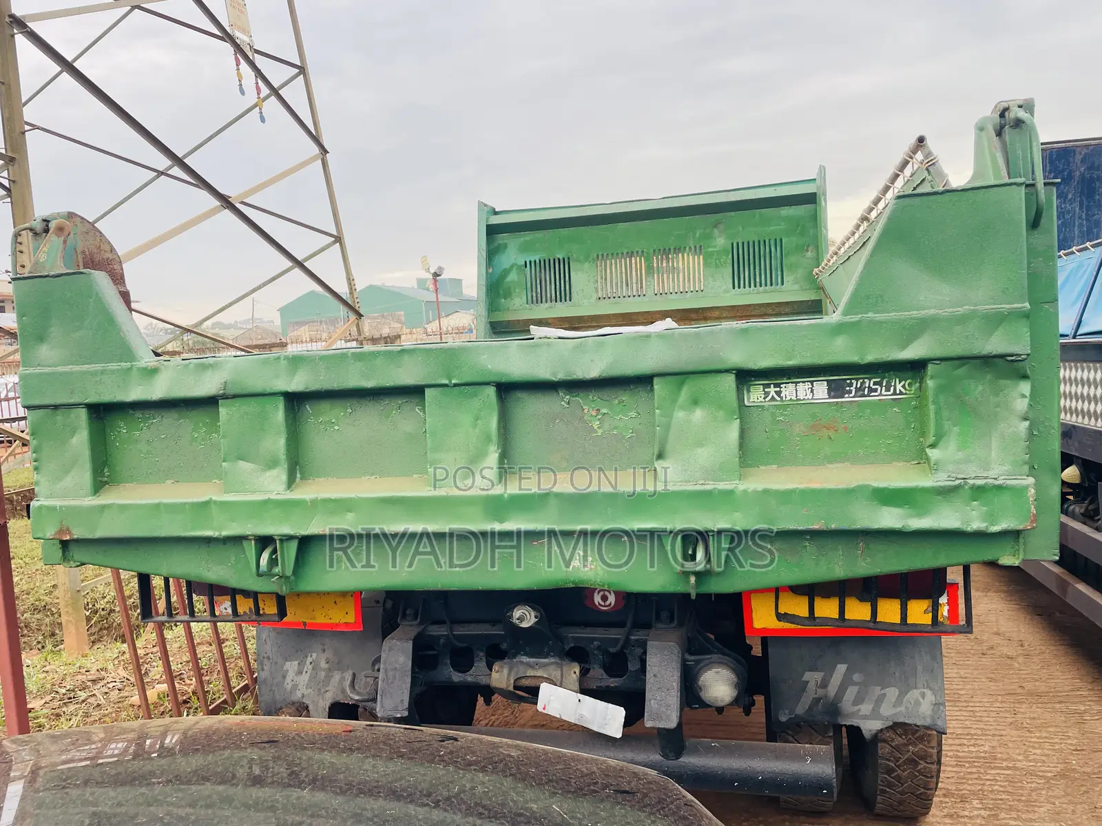Hino Ranger Double Lights