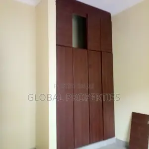 1bdrm Bungalow in Kira Estate, Central Division for rent