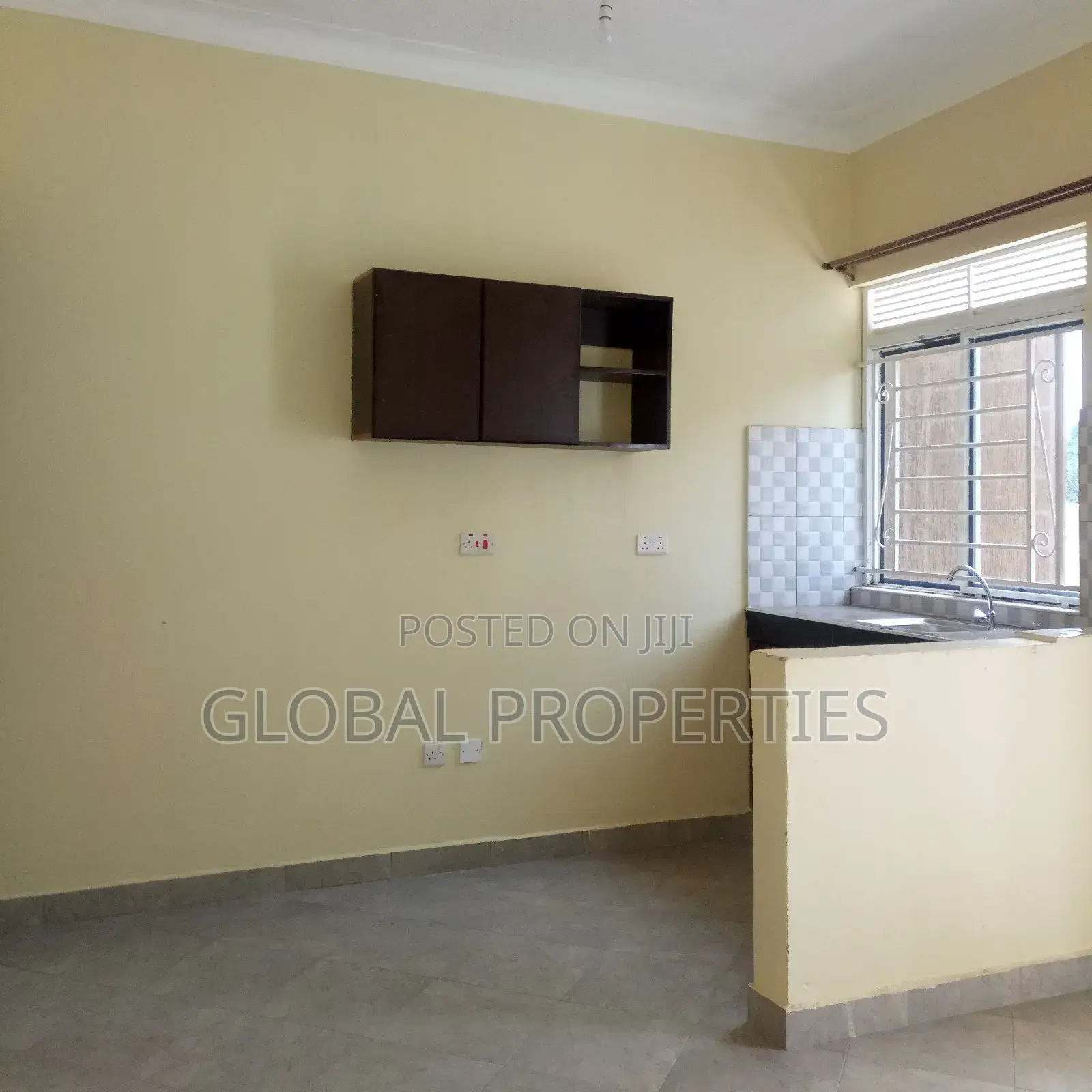 1bdrm Bungalow in Kira Estate, Central Division for rent