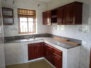 1bdrm Bungalow in Kira Estate, Central Division for rent