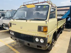 Canter Round Lights Truck