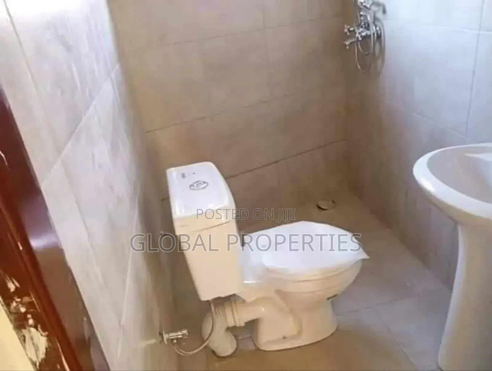 2bdrm Bungalow in Mbalwa Rd, Central Division for rent