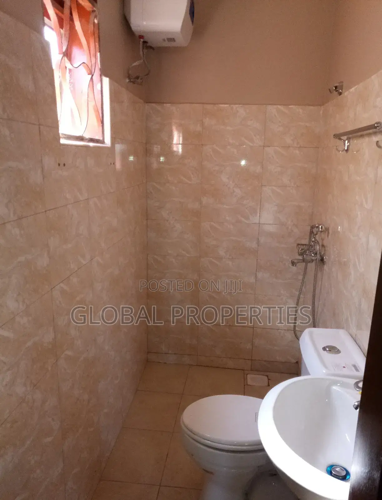 2bdrm Bungalow in Mbalwa Rd, Central Division for rent