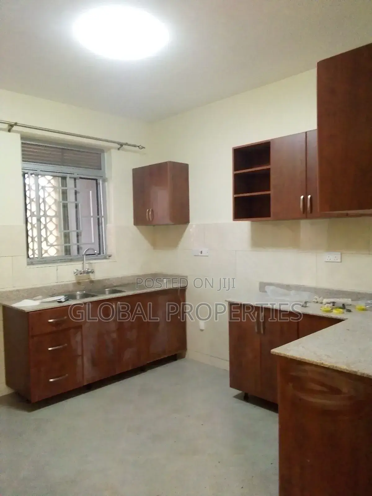 2bdrm Bungalow in Bweyogerere, Central Division for rent