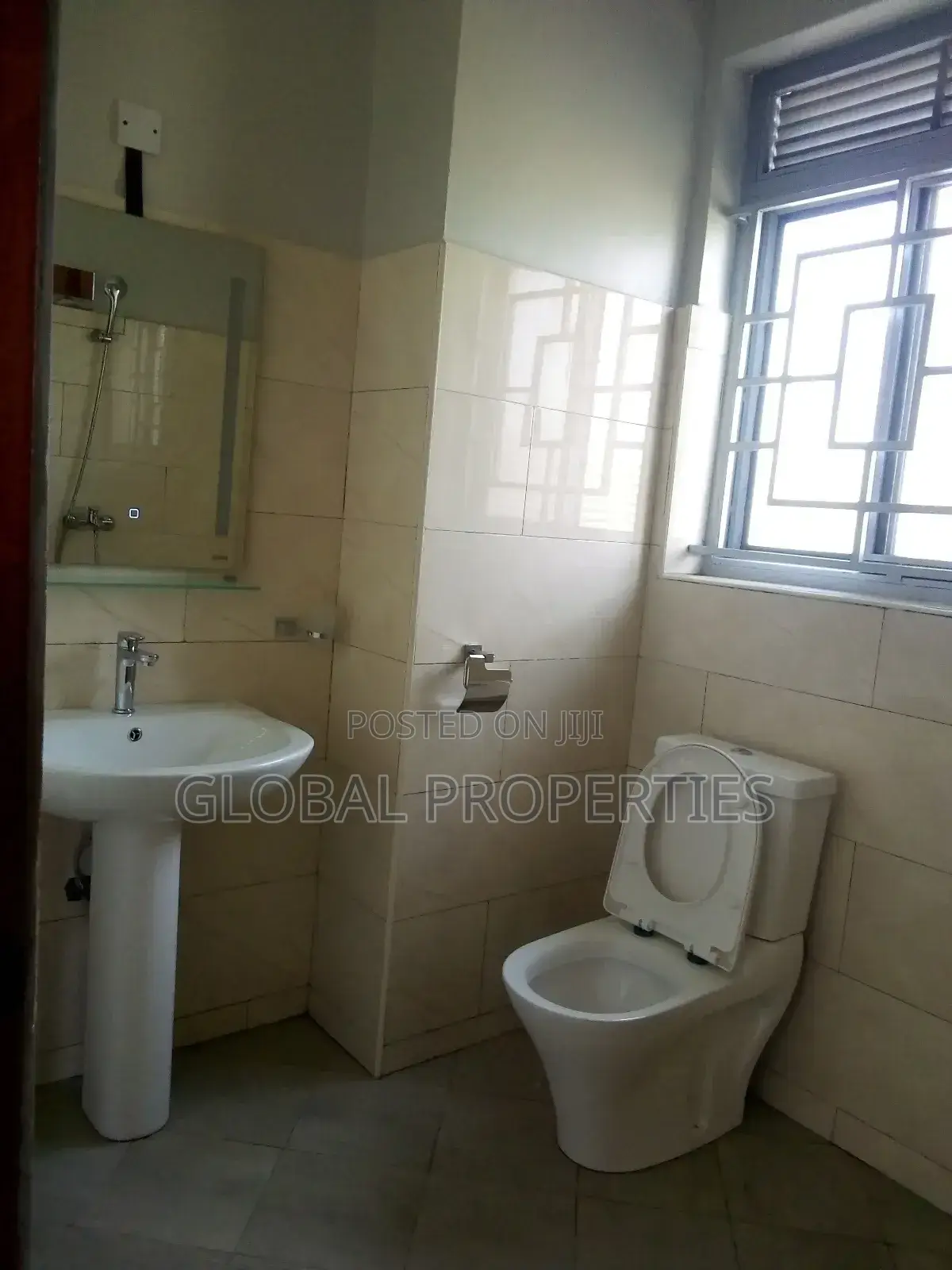 2bdrm Bungalow in Bweyogerere, Central Division for rent