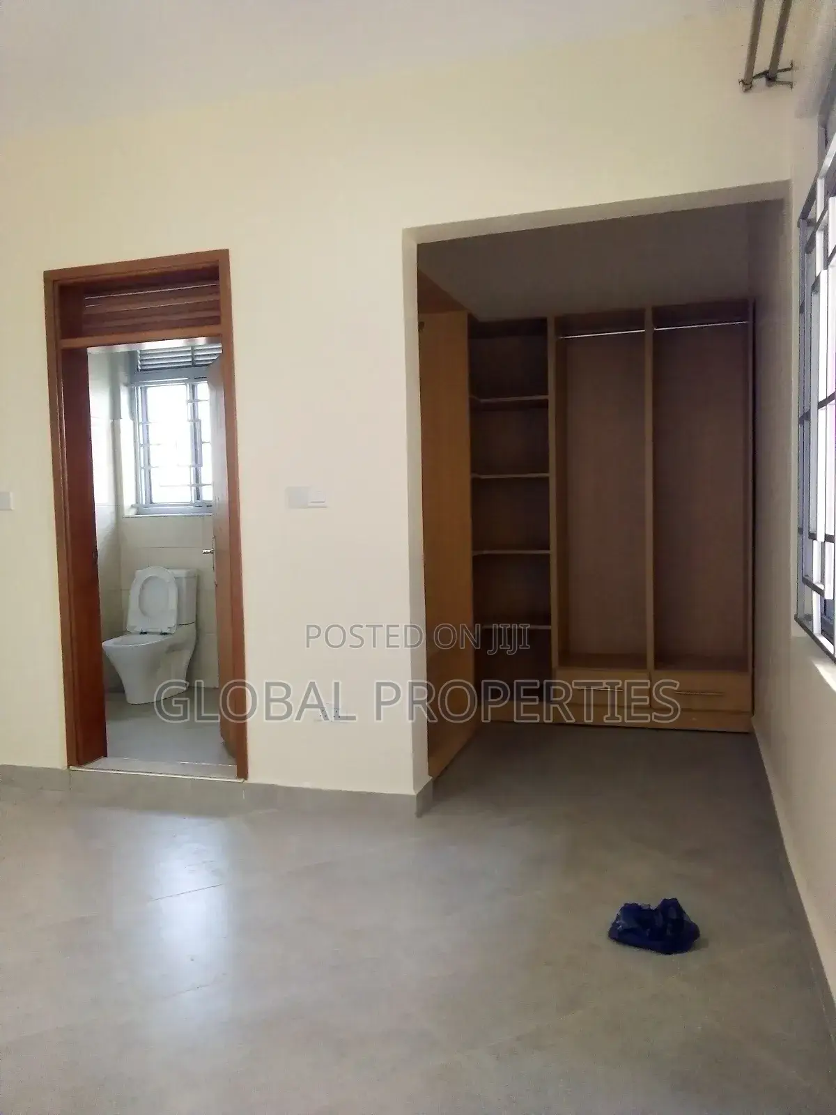2bdrm Bungalow in Bweyogerere, Central Division for rent