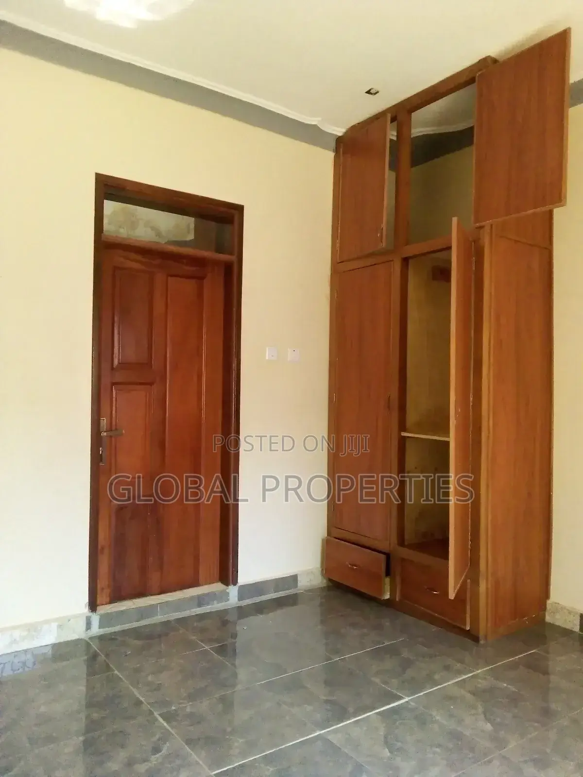 2bdrm Bungalow in Bweyogerere, Central Division for rent