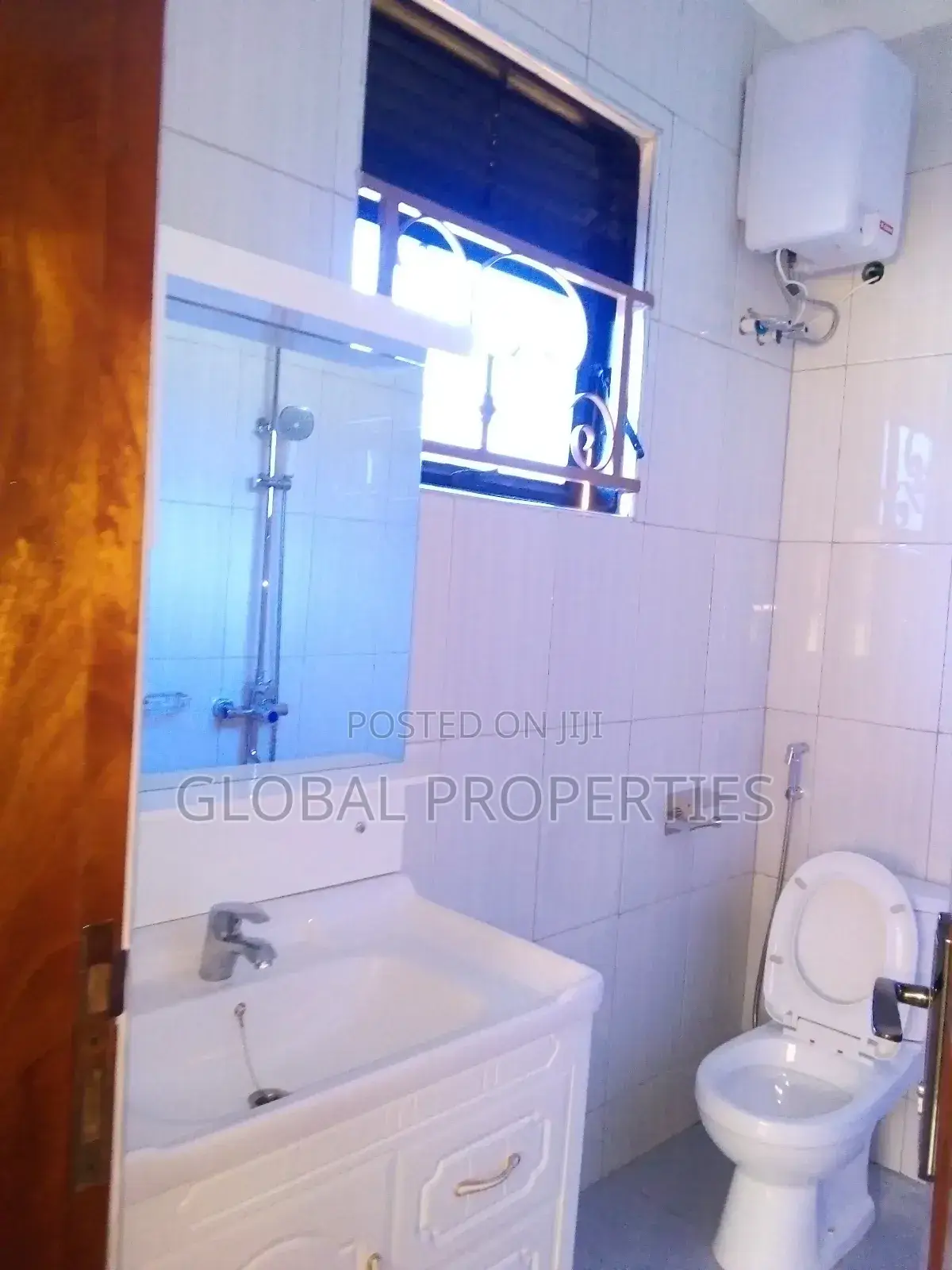 2bdrm Bungalow in Bweyogerere, Central Division for rent