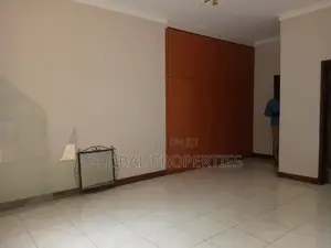 4bdrm Bungalow in Kyaliwajala Kireka, Central Division for rent
