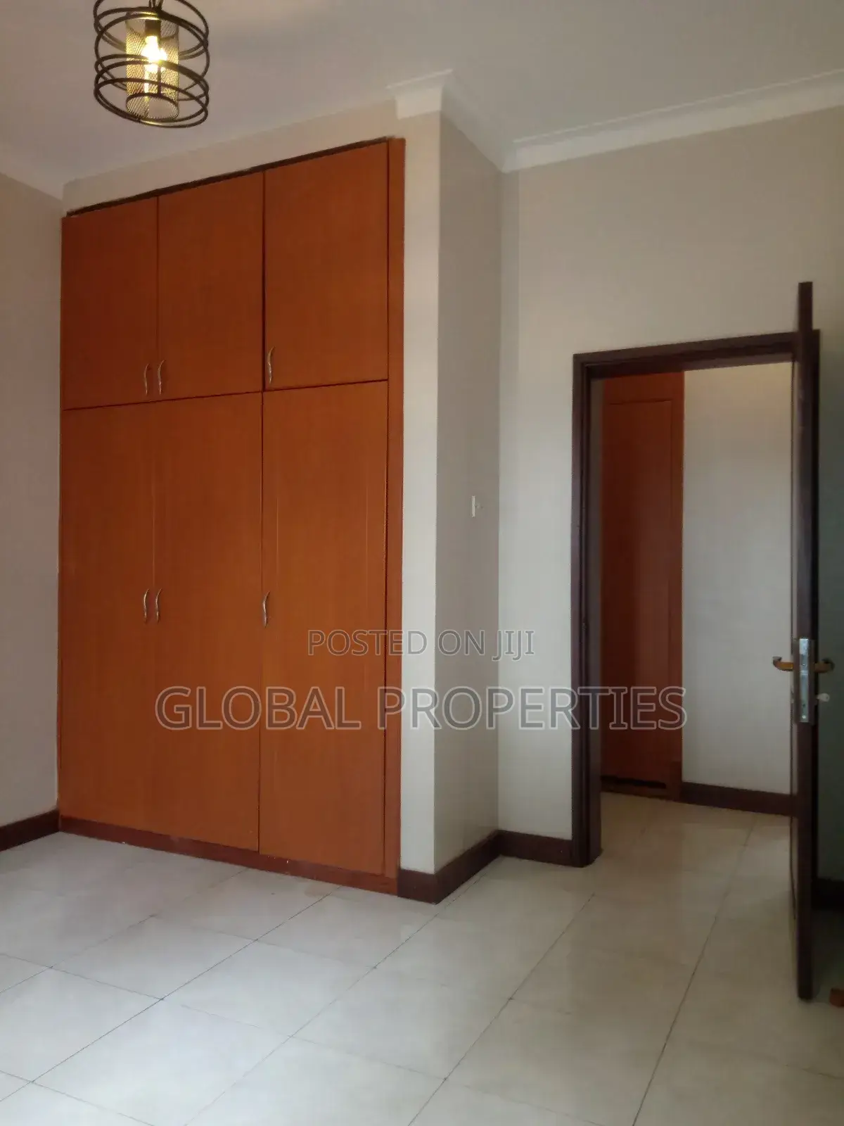 4bdrm Bungalow in Kyaliwajala Kireka, Central Division for rent