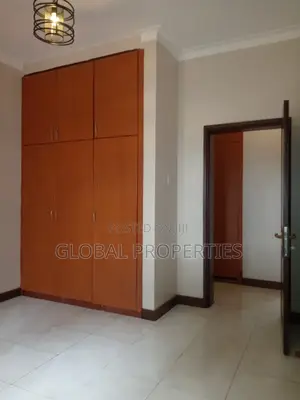 4bdrm Bungalow in Kyaliwajala Kireka, Central Division for rent