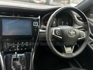 Toyota Harrier 2.0 2015 White