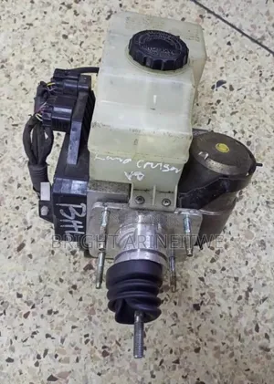 Master Cylinder for Land Cruiser V8