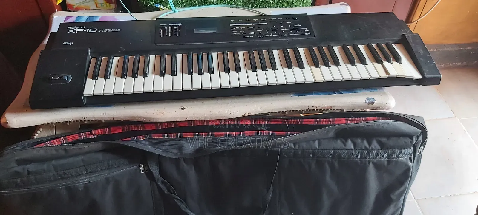 Roland XP-10 Synthersizer Piano
