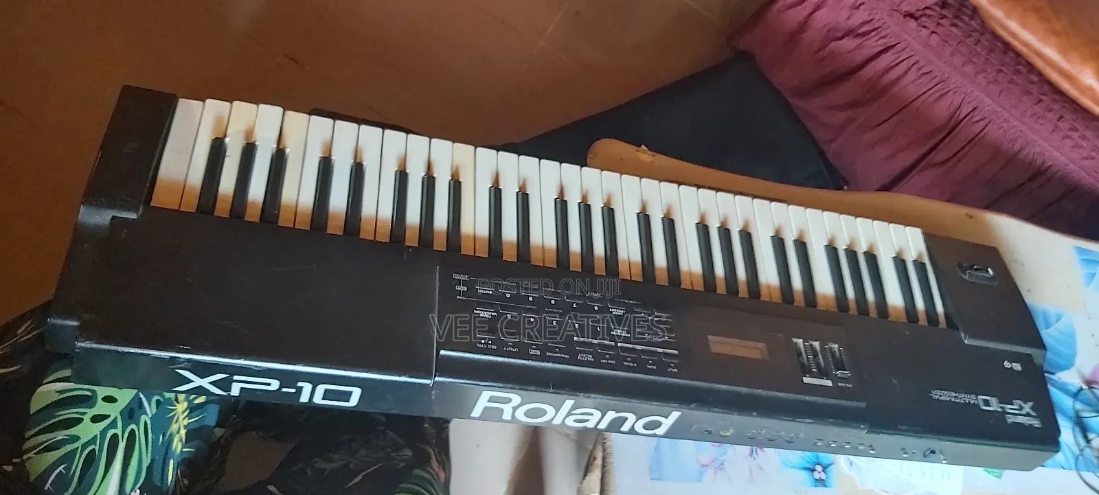 Roland XP-10 Synthersizer Piano