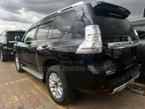 Toyota Land Cruiser Prado 2.8 D-4D 2015 Black
