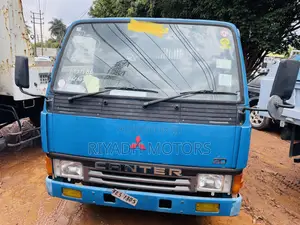 Canter 4D33 Engine 2filter