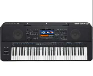 Yamaha PSR SX900 Arranger Workstation Keyboard- Piano