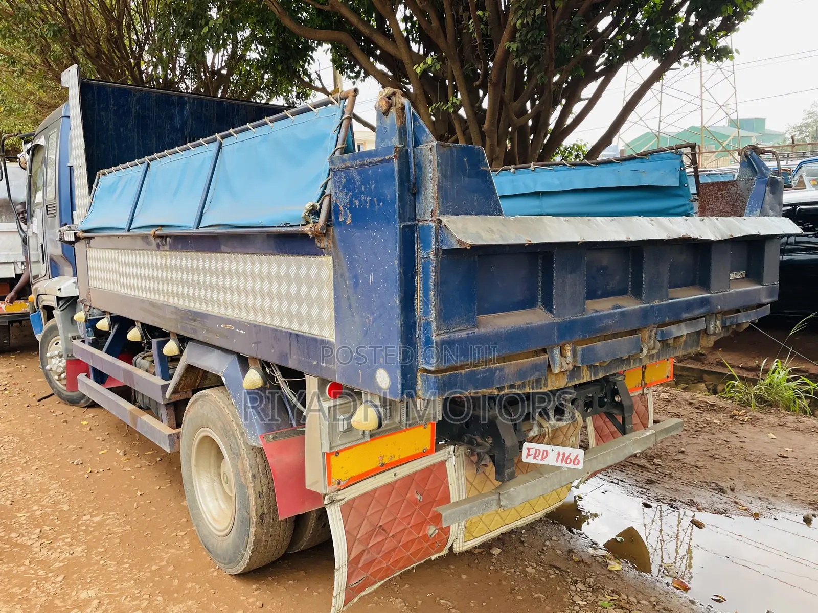 Isuzu Dumper 1999