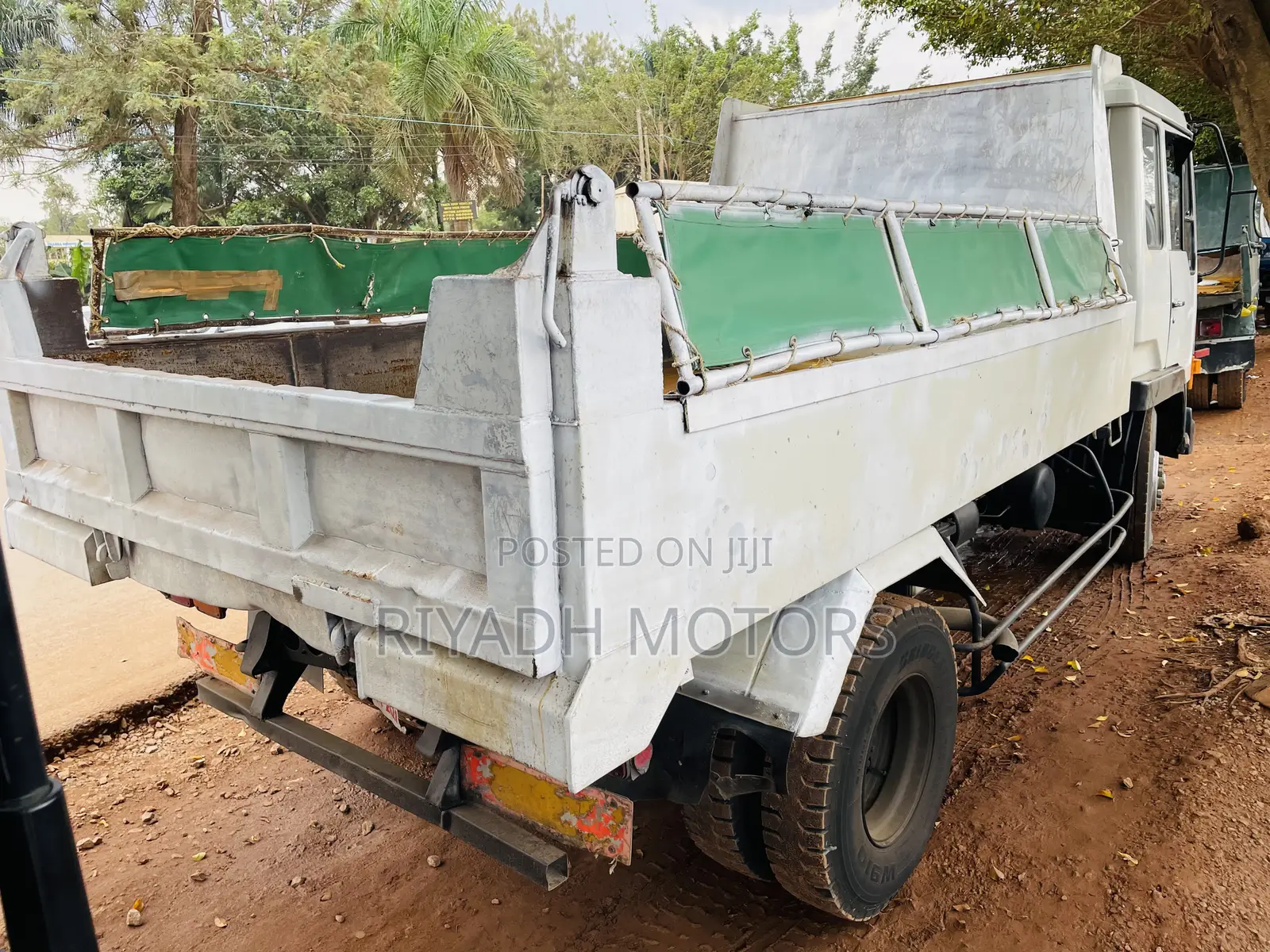 Fuso Ordinary Dumper