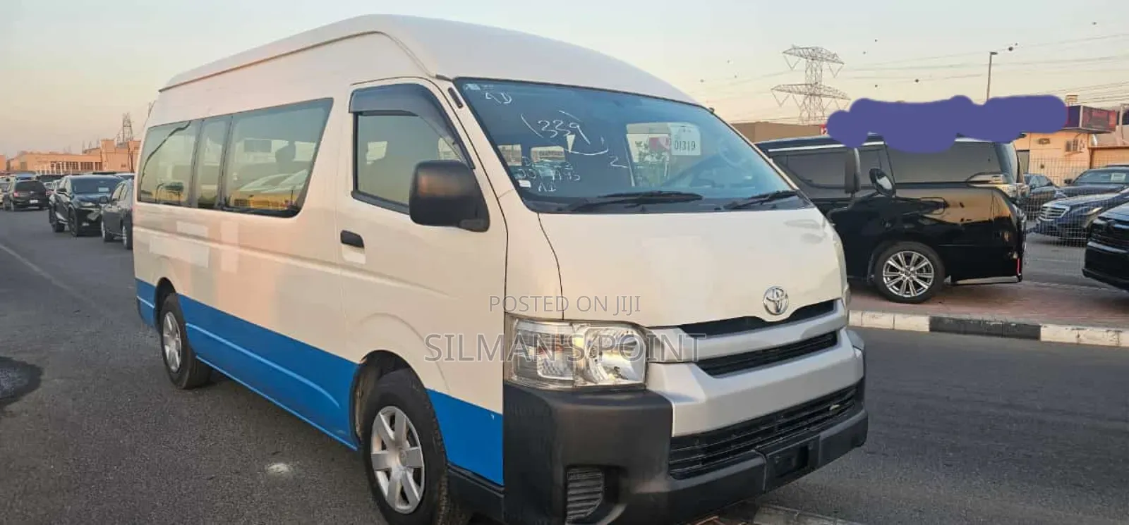 Toyota HiAce 2014 White