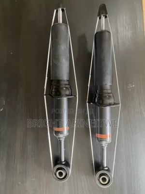 Shock Absorbers for Toyota Landcuiser V8