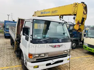 Hino Truck With Crane