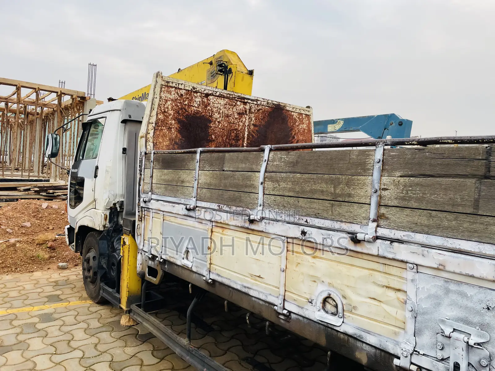 Hino Truck With Crane