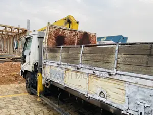 Hino Truck With Crane