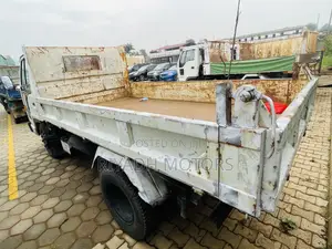 Isuzu Single Light