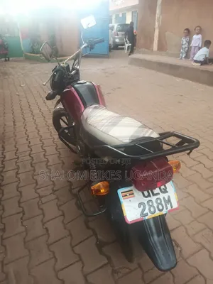 Yamaha Crux 2020 Red