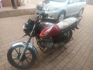 Yamaha Crux 2020 Red