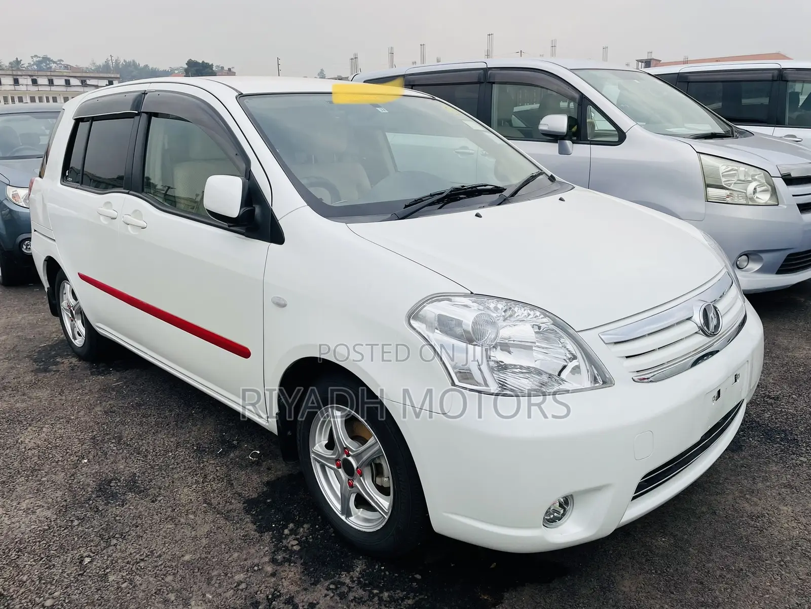 Toyota Raum 2011 White