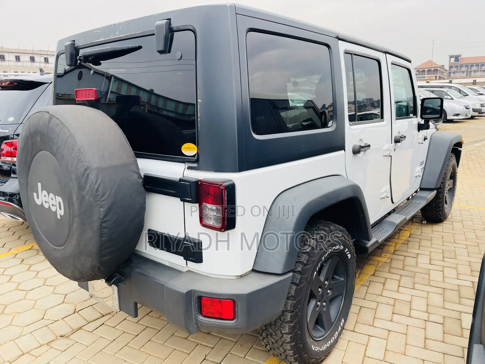 Jeep Wrangler Sport 2dr SUV 4WD (3.6L 6cyl 6M) 2015 White