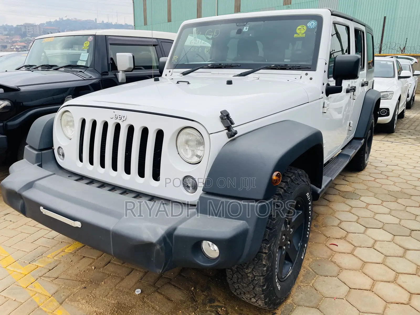 Jeep Wrangler Sport 2dr SUV 4WD (3.6L 6cyl 6M) 2015 White
