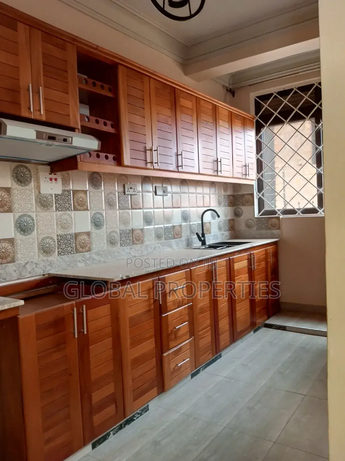 2bdrm Bungalow in Bweyogerere Town, Central Division for rent