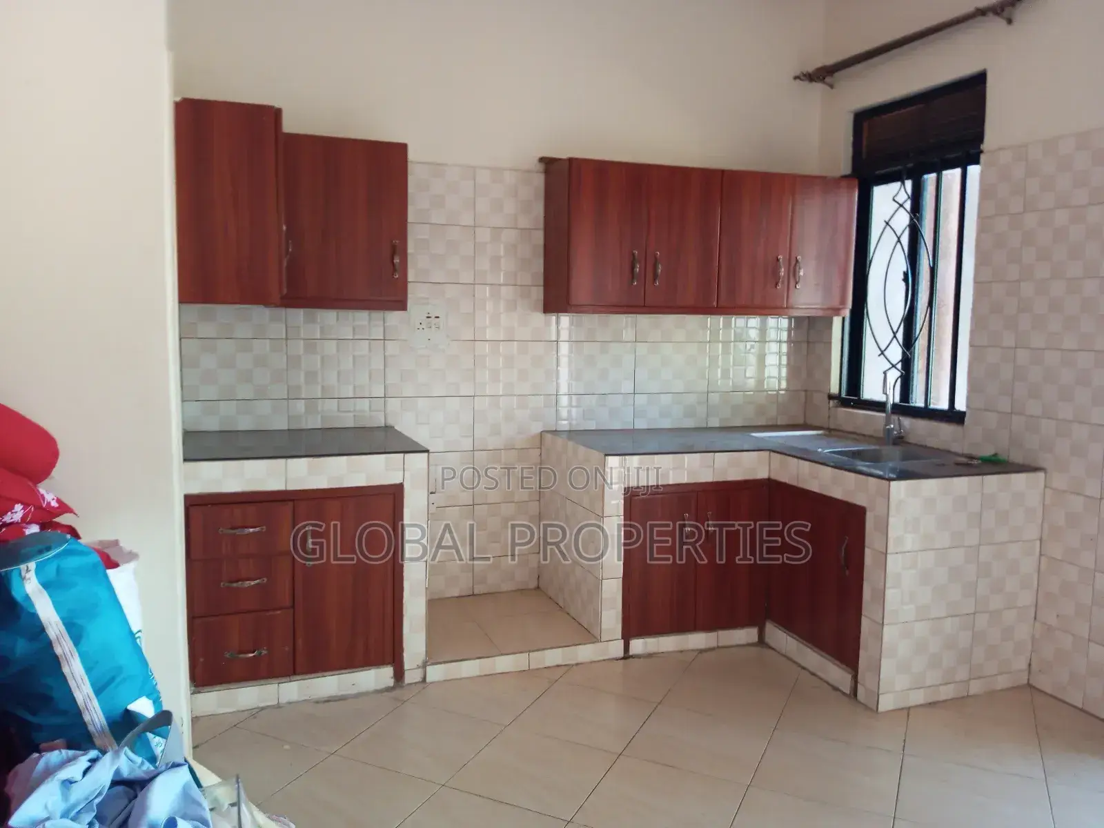 1bdrm Bungalow in Kyaliwajala Estate, Central Division for rent