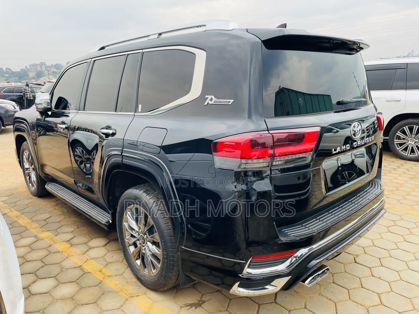 Toyota Land Cruiser 2023 Black